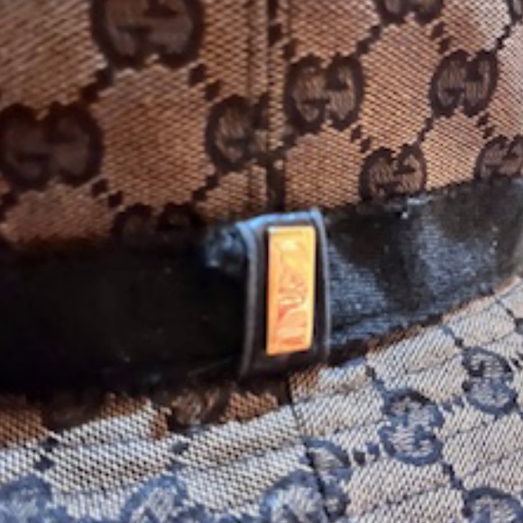 🌺Authentic Gucci Canvas Bucket Hat - Picture 5 of 7